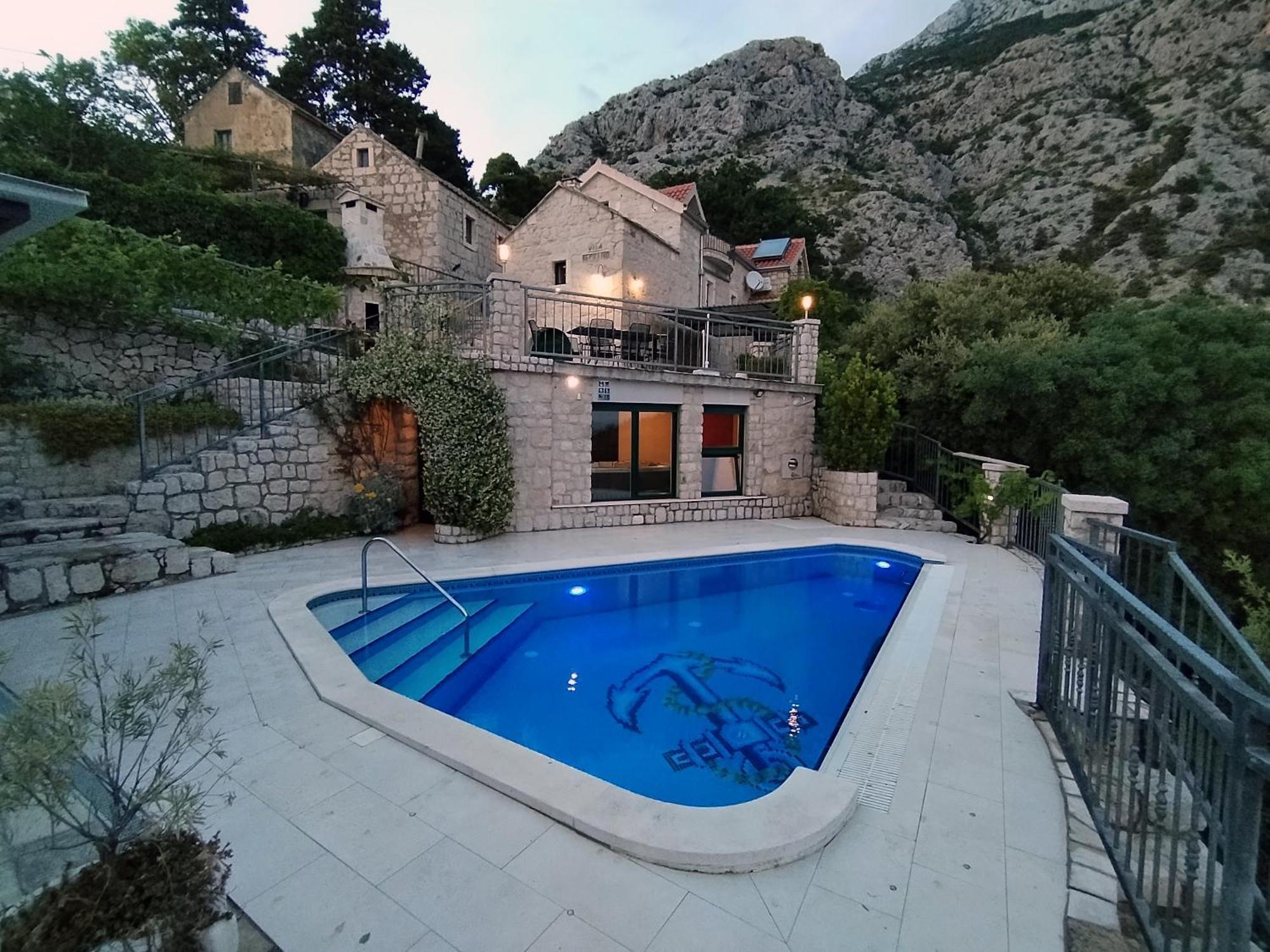 Bepo I Ivo Villa *